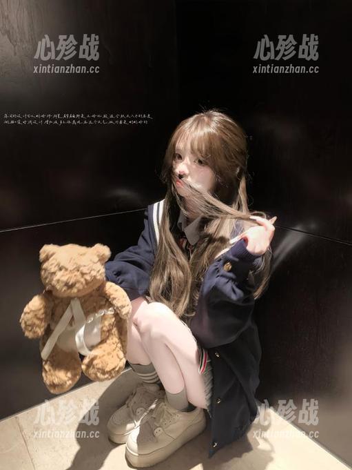登录17吃瓜，让我在线体验“瓜”变的荒诞！