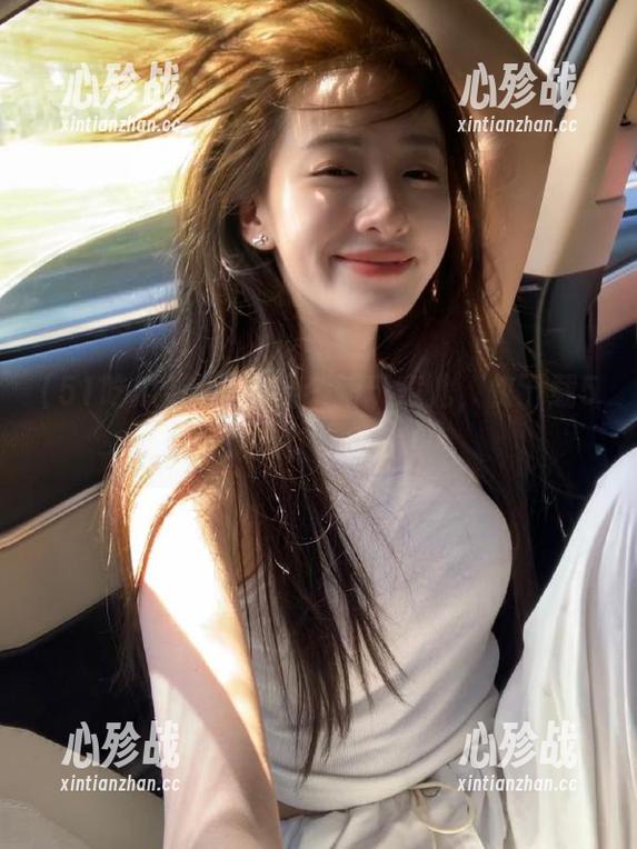 51吃瓜 首页冒出个新玩意儿,快下载51吃瓜,乐嗨嗨!