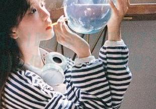 51吃瓜苹果版下载了一遍又一遍，但我为啥总是想删？