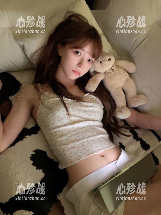 “52吃瓜网”：在吃瓜的世界里，我永不迷路，只怕被路过的帅哥吸引了目光