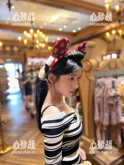 走过路过别错过！799.su导航，黑料路线直达，吃瓜早已无法自拔。