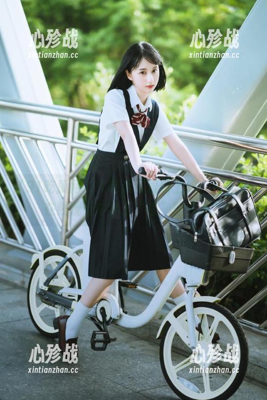 91吃瓜网最新上线，我居然在线观看中学了“撩”的艺术？
