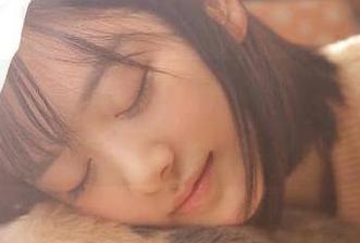 刚在hl02.co官网看到一条，她居然把前任的名字写成了‘花生’！