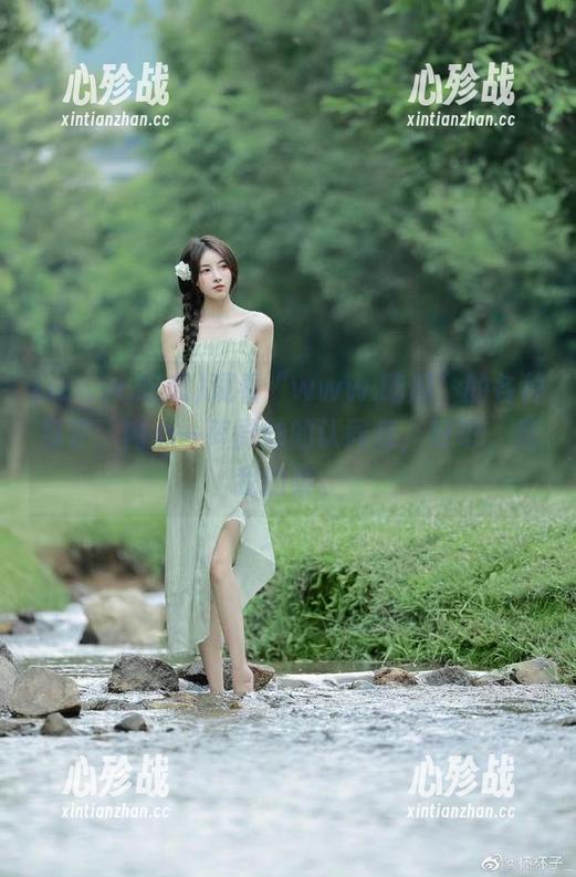 观看“www.吃瓜”的各种辣评，内心一阵微妙的认同感，好吧，是我的菜。