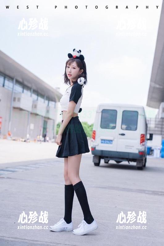 收藏“zztt333”，让你每天都能拥有新鲜的八卦滋味。