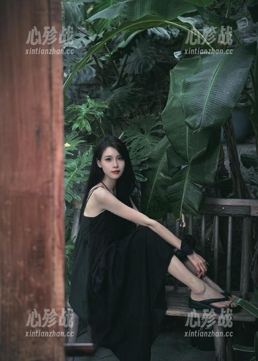“zztt11”苹果版单手就能玩，根本不怕聊着聊着就变成串门了呢！