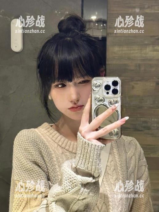嘴上说着不看，心里却又“收藏”了zztt333的各种沙雕评论