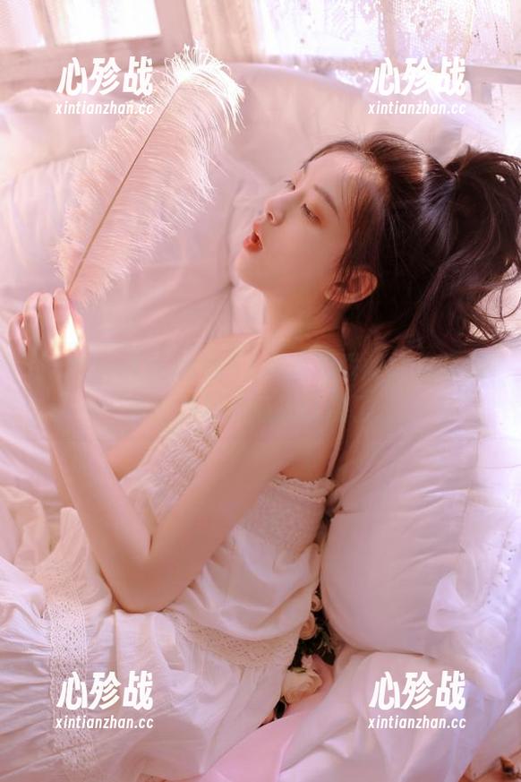 我在zztt11观看的瞬间，仿佛所有压力都被瓜皮打散了。