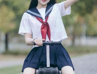 瓜吃得开心，点击而已，登录“五一吃瓜”官网网页版，瓜友们相聚一堂