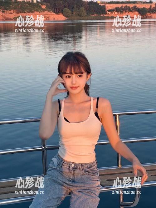 吃瓜导航官网：带你慢慢啃，长出一肚子的无聊瓜！