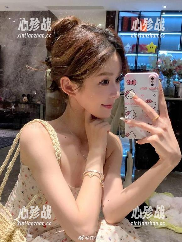 吃瓜网再次出手，最新的网暴不雅照引发网友热议，天天都像在看八点档。