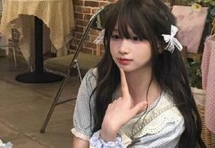 直达17c吃瓜网，带你探索“天堂网”里的动人瞬息，看起来那么轻松，却暗藏玄机。