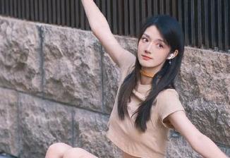 “吃瓜网址”真好，在线吃瓜的同时也能体验心跳加速的快感！