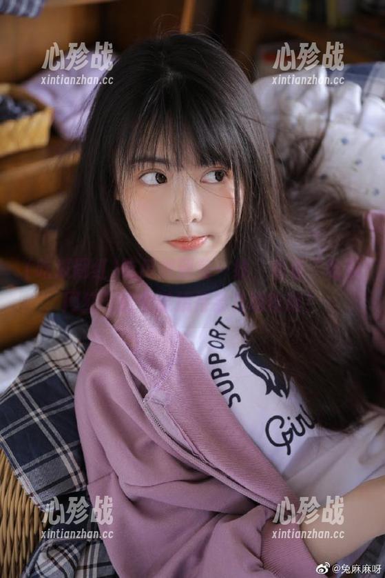 吃瓜做到第一线，看看“吃瓜网红”这个链接待会儿聊哈哈！