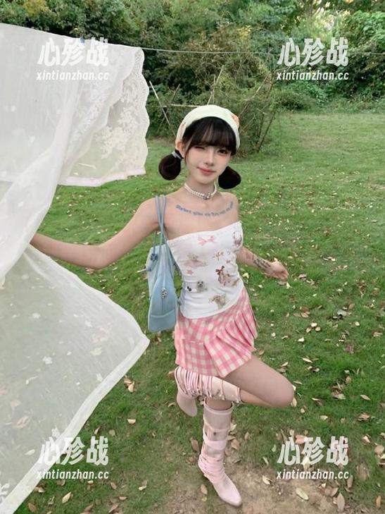 快来围观！“明星黑料”里的视频，瞬间让我怀疑人生，难道他就这样出道？