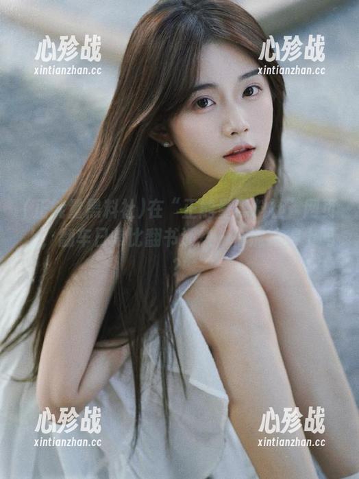 在“正能量黑料社”网页上，翻车日常比翻书还快，你能追得上吗？
