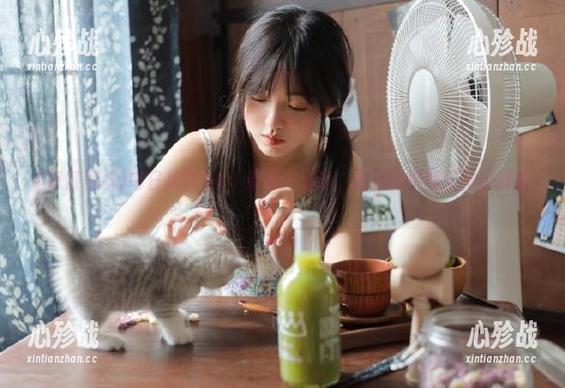 每日黑料 每日黑料51:看着这资源,我只想默默叉腰舔屏幕。