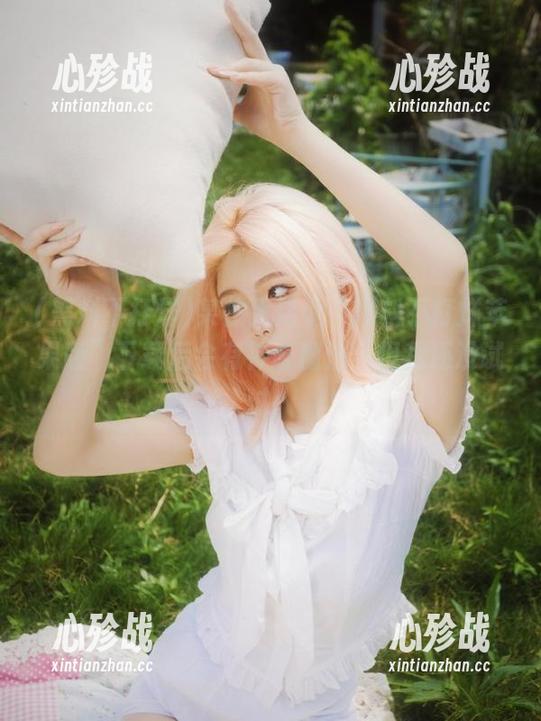 某位大佬说“黑料不打烊苹果版”下载后会有神奇魔法，但我还没试过。