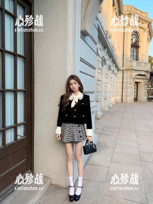 黑料不打烊网站，往期回顾里就像走在八卦的迷宫里，自己都被绕晕了！