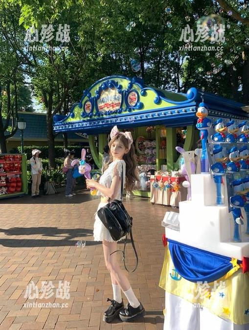 永不迷路的传送门！“黑料正能量zzzttt”算是把我从睡意中唤醒了。