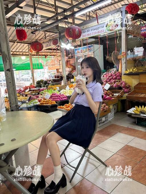 网页冲浪时，黑料正能量网站的index.php总能不经意勾起我的好奇心…