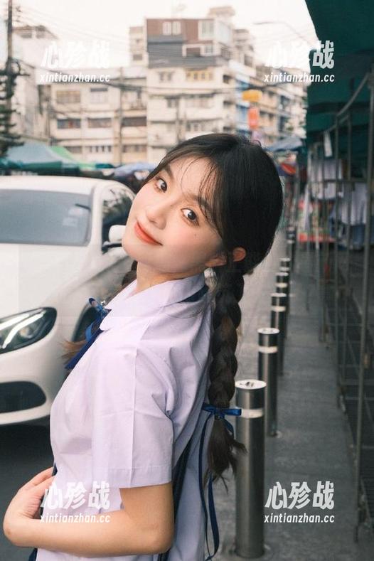 我擦，黑料正能量的最新网址是不是被顶楼的建筑工人封了？