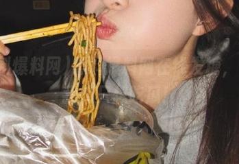 黑料爆料网在线发糖，可是我却只想吃瓜！