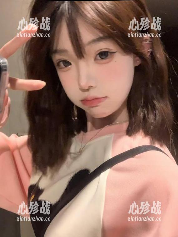 听闻那点事儿？黑料社APP下载，我的八卦之路直达新高度！