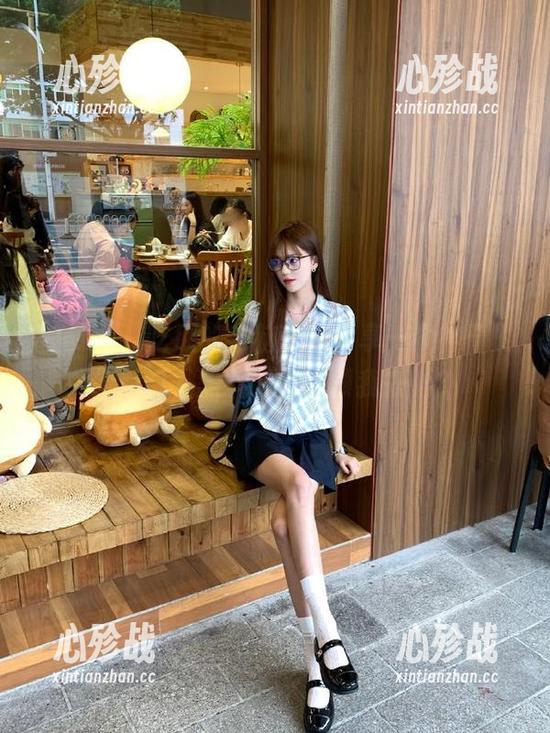吃瓜的电脑前，分享一个神奇的传送门，黑料网，你领我去吗？