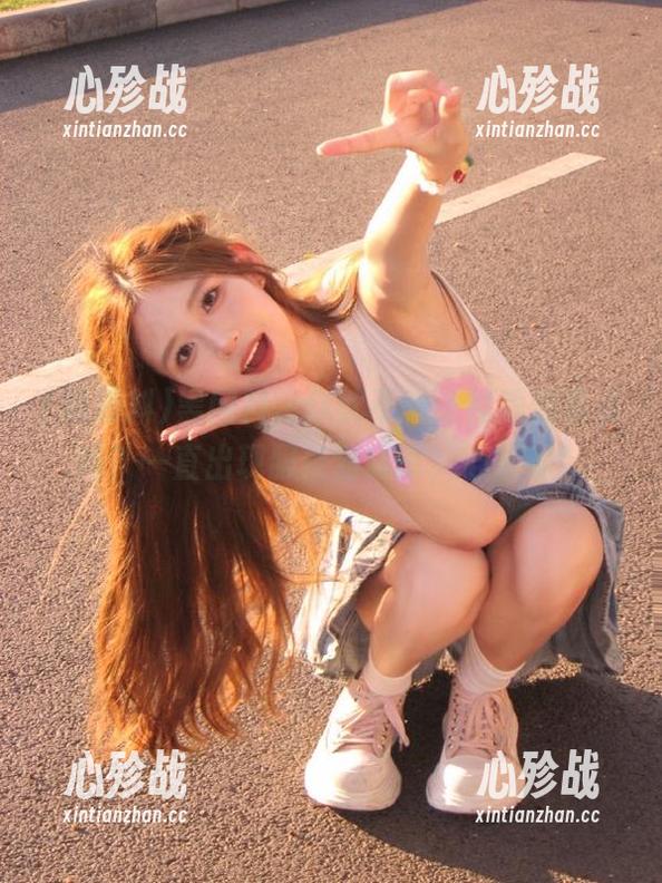 黑网料 黑网料,你就不能让视频温柔点吗?一直出现服务器异常,心累呢!